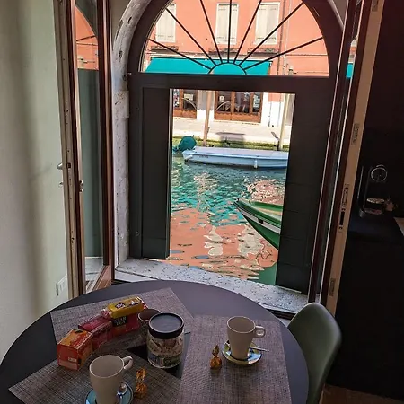 Piccola Perla Sul Canale Apartment Venice