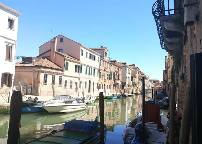 Piccola Perla Sul Canale *