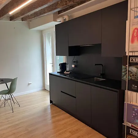 Piccola Perla Sul Canale *